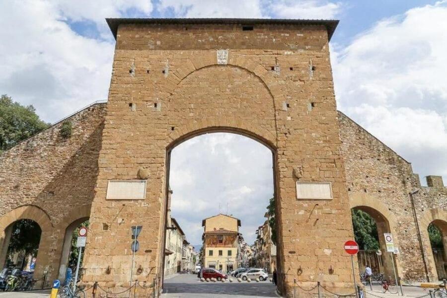 Newly Restored, Historic & Bright Apartment,3 Bed