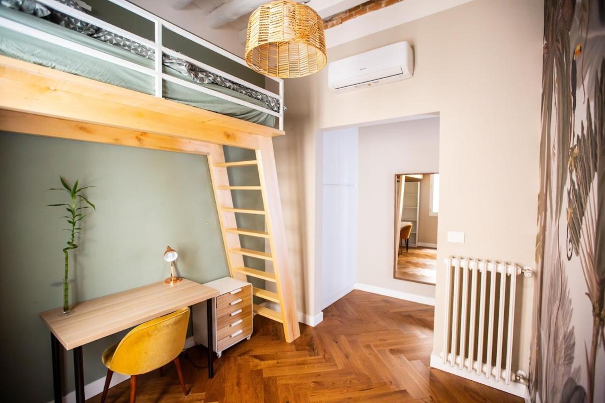 Newly Restored, Historic & Bright Apartment,3 Bed *