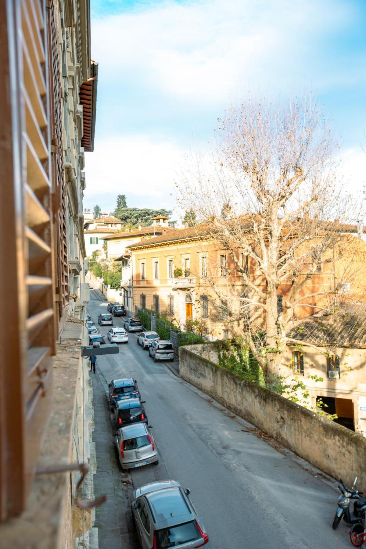 Newly Restored, Historic & Bright Apartment,3 Bed * Florencia