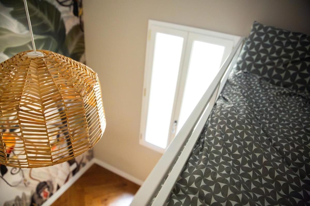 Apartamento Newly Restored, Historic & Bright Apartment,3 Bed *