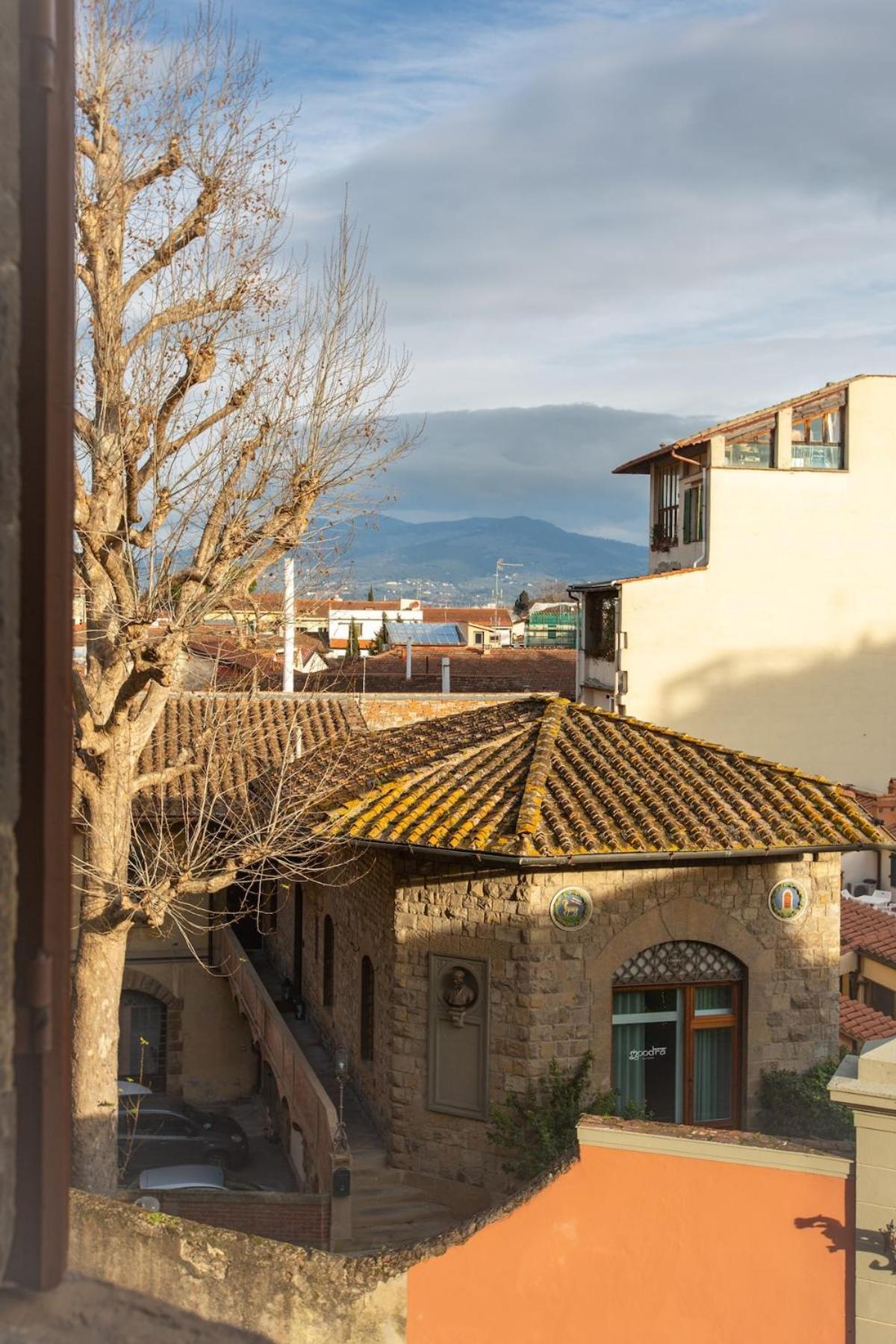 Apartamento Newly Restored, Historic & Bright Apartment,3 Bed *